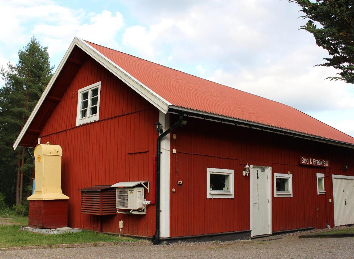 Отель Twister 53 Sparreholm Экстерьер фото